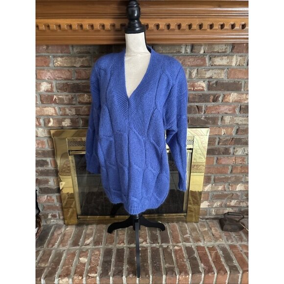 Karen Scott Blue Cable Knit V-neck Sweater Size Medium Angora Shoulder Pads - Picture 2 of 6